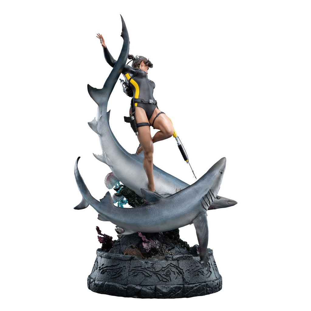 Tomb Raider Lara Croft Quest for Avalon Limited Edition 1:4 Scale Statue