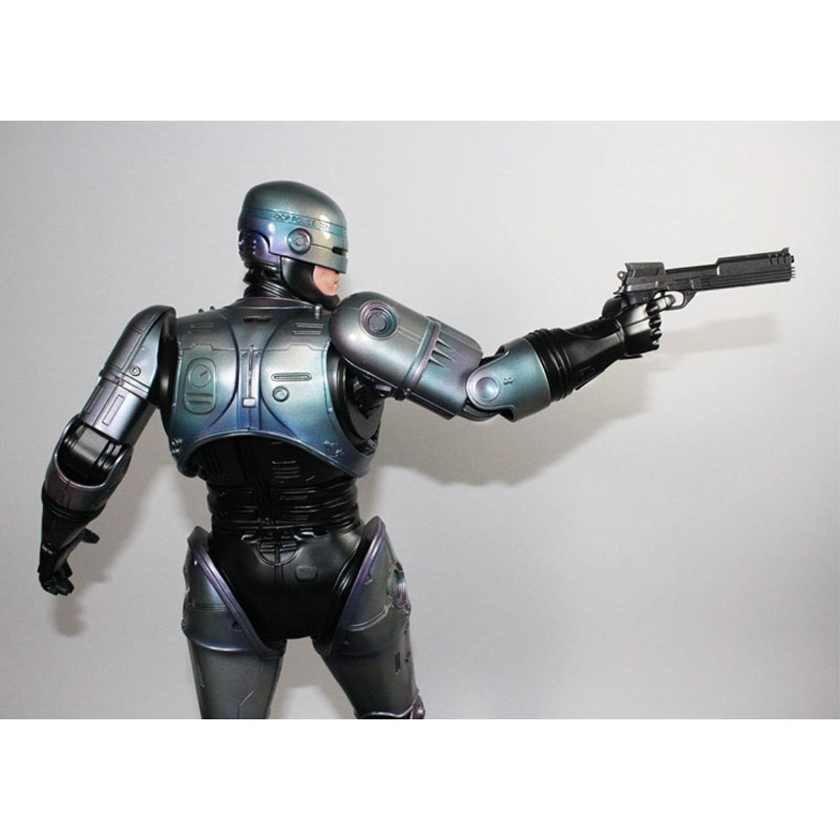 RoboCop 1:4 Scale Statue