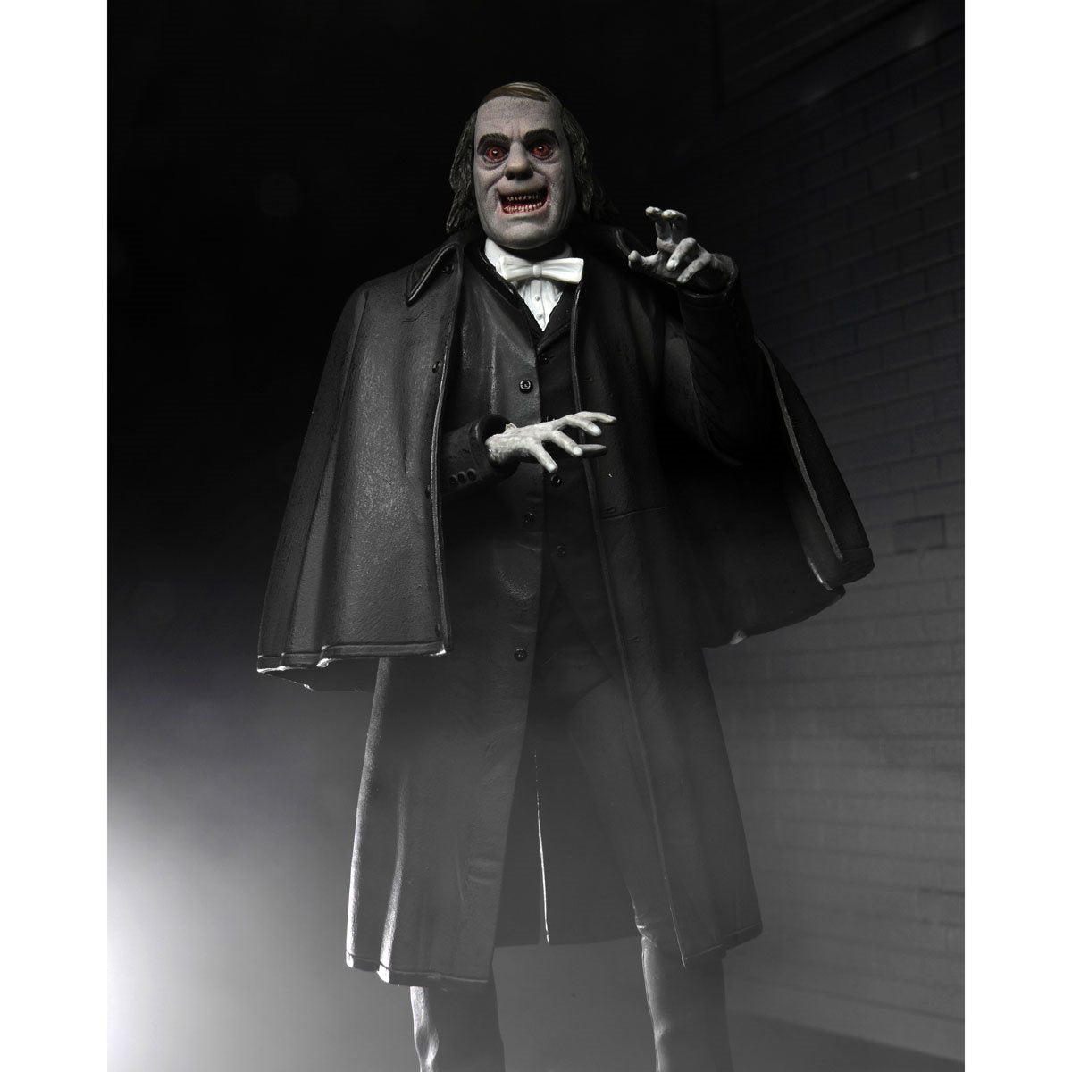 London After Midnight Ultimate Professor Edward C. Burke 6-Inch Scale Action Figure