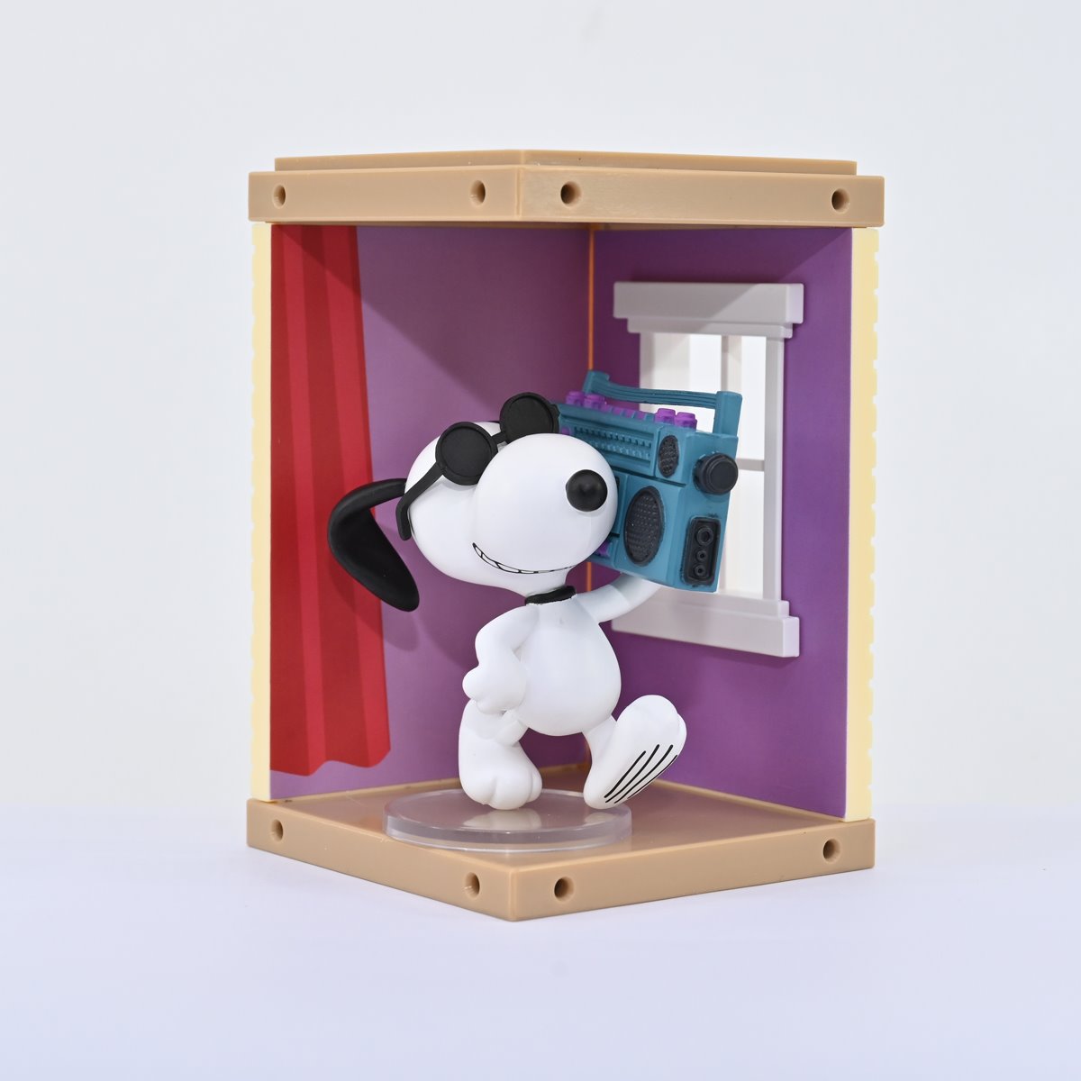 Peanuts Snoopy Hero Box Home Sweet Home Series Blind-Box Mini-Figure Case of 6