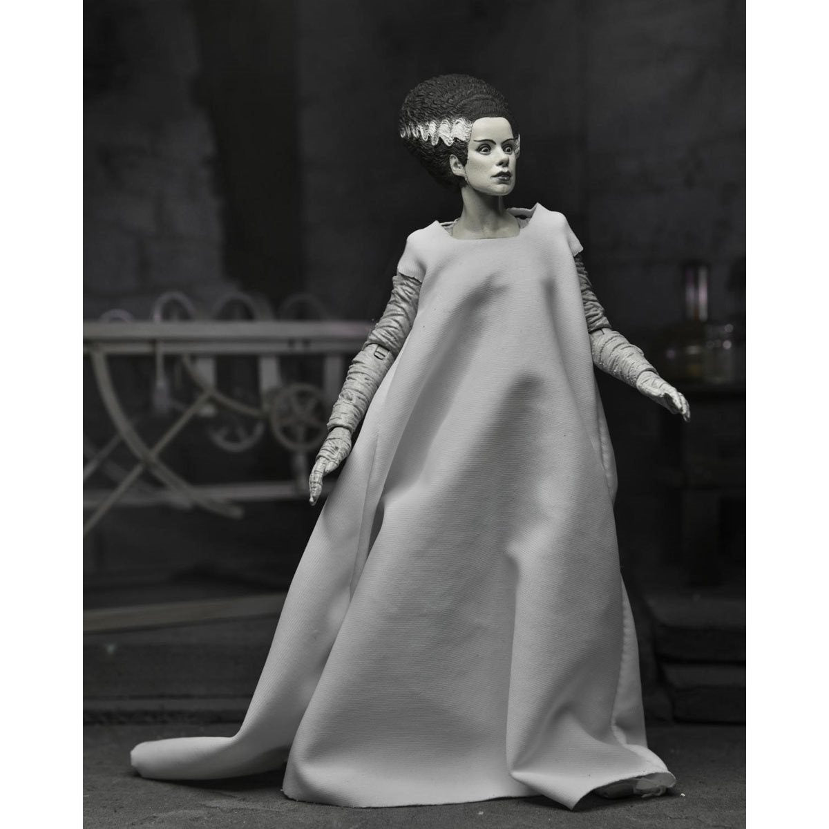 Universal Monsters Ultimate Bride of Frankenstein Black and White Version 7-Inch Scale Action Figure