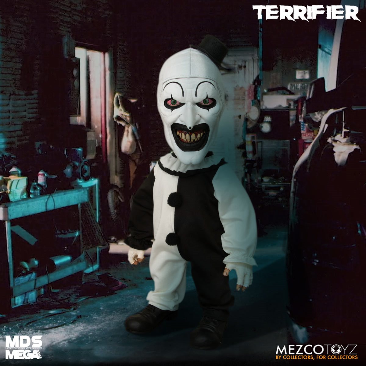 Terrifier: Art the Clown with Sound MDS Mega Scale 15-Inch Doll