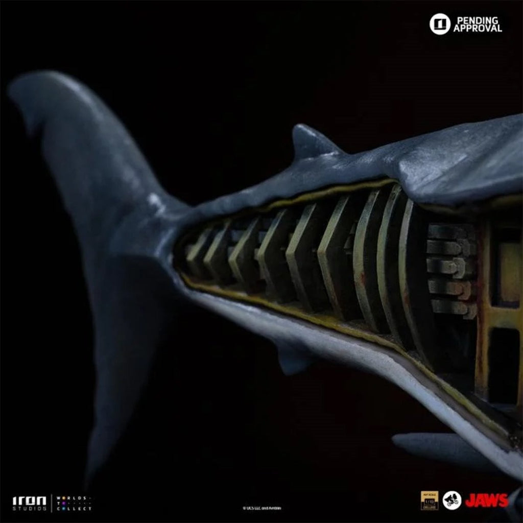 Jaws 50th Anniversary Steven Spielberg Deluxe 1:10 Art Scale Limited Edition Statue