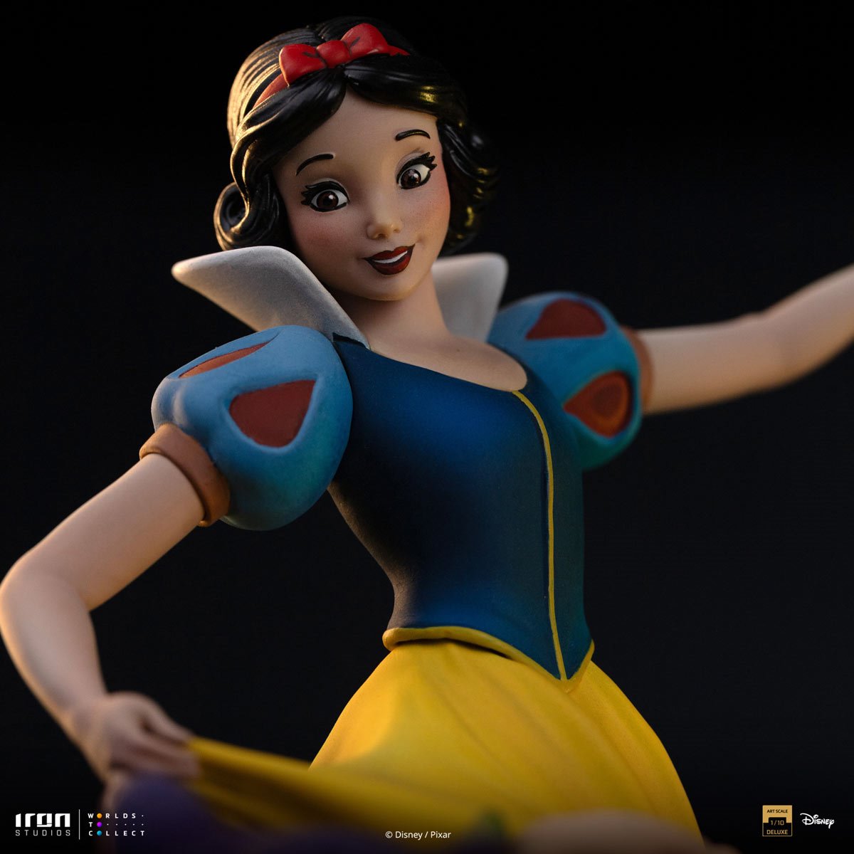 Snow White and the Seven Dwarfs Disney Classic Snow White 1:10 Deluxe Art Scale Limited Edition Statue