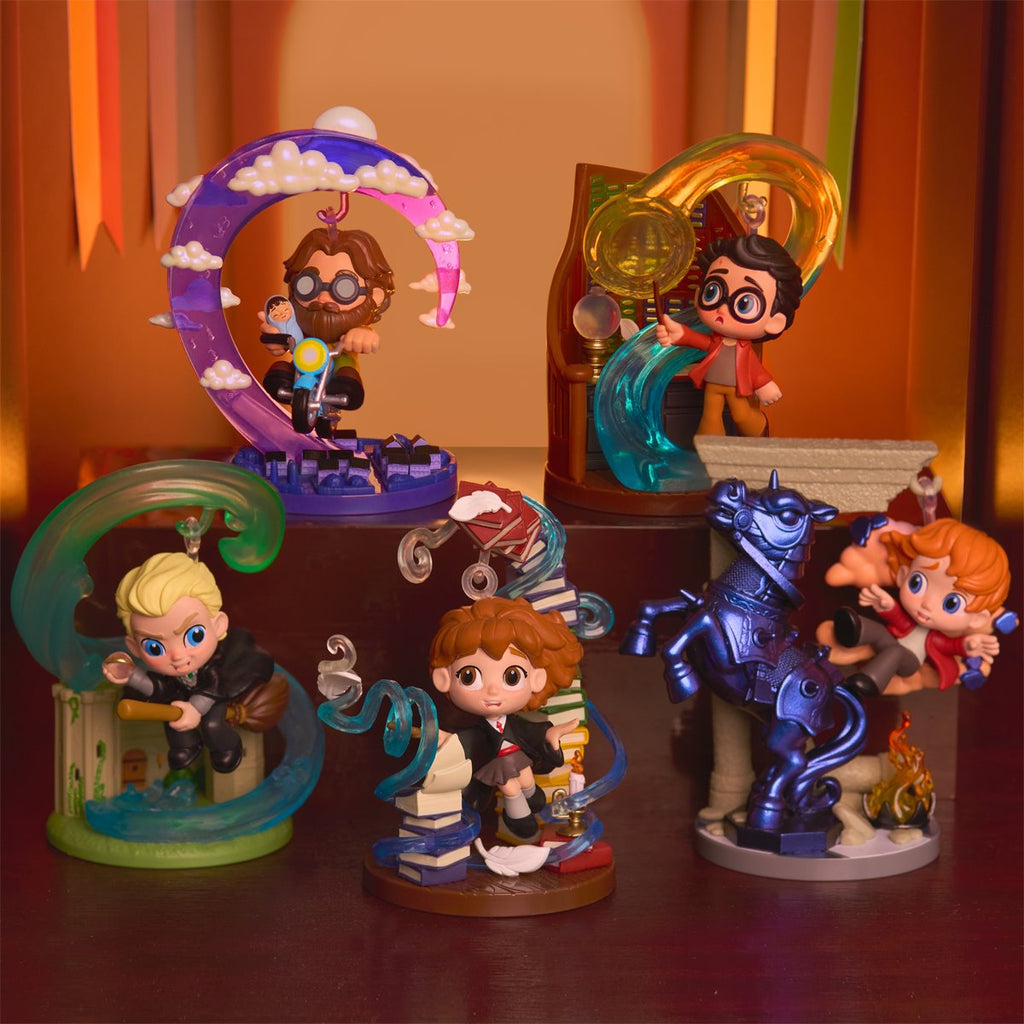 Harry Potter Cliff Hangers Blind-Box Hover Mini-Figure Case of 8