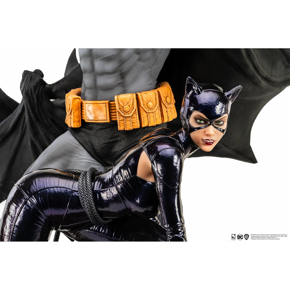 Batman and Catwoman Reunion 1:4 Scale Statue