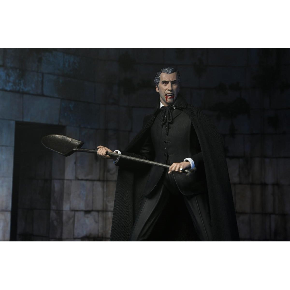 Hammer Films: Horror of Dracula (1958) Ultimate Count Dracula 7-Inch Scale Action Figure