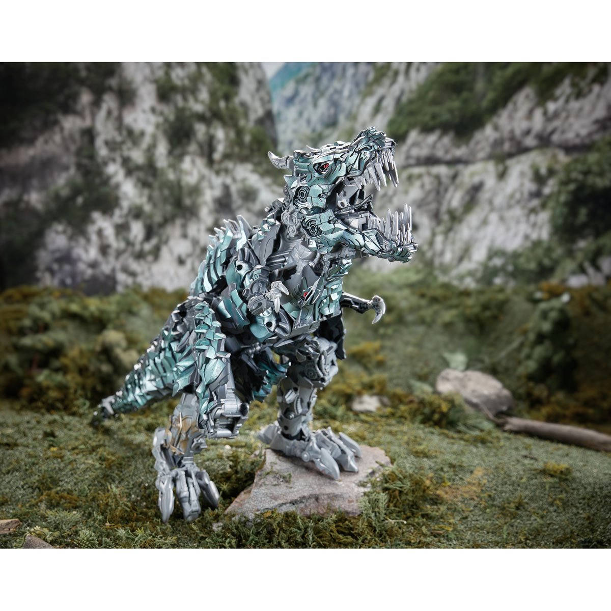 Transformers Studio Series Age of Extinction Titan Class Grimlock