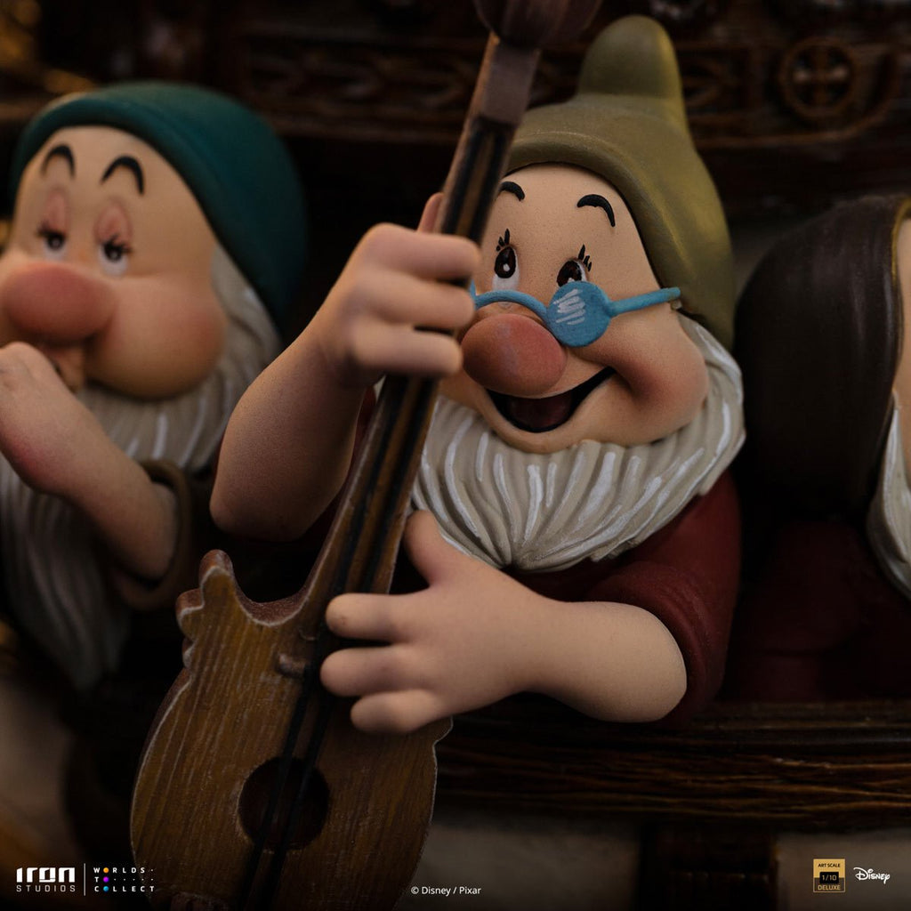 Snow White and the Seven Dwarfs Disney Classic Snow White 1:10 Deluxe Art Scale Limited Edition Statue