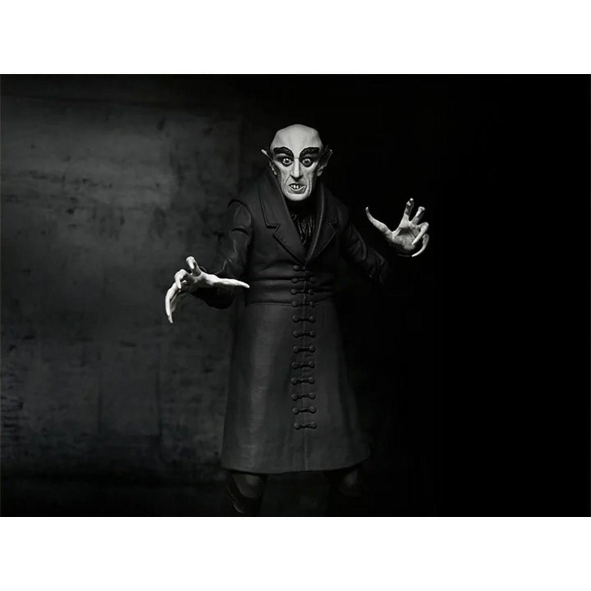 Nosferatu Ultimate Count Orlok Black & White 7-Inch Scale Action Figure