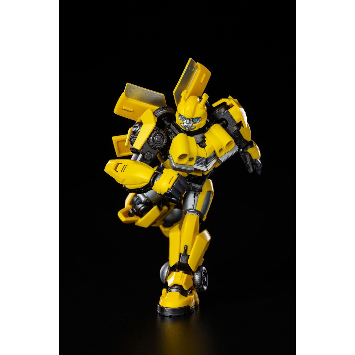 Transformers Classic Class 02 Bumblebee Blokees Model Kit