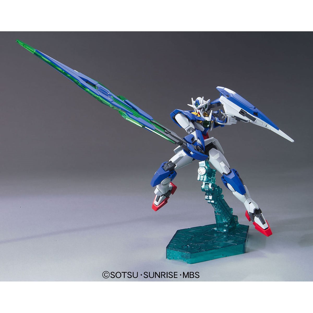 Mobile Suit Gundam 00 00 Qan[T] High Grade 1:144 Scale Model Kit