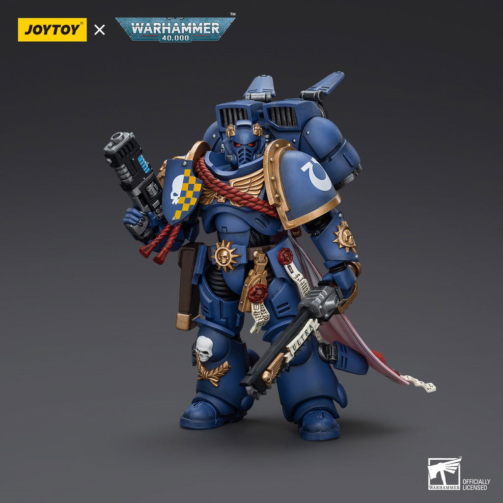 Joy Toy Warhammer 40,000 Ultramarines Captain with Jump Pack 1:18 Scale Action Figure