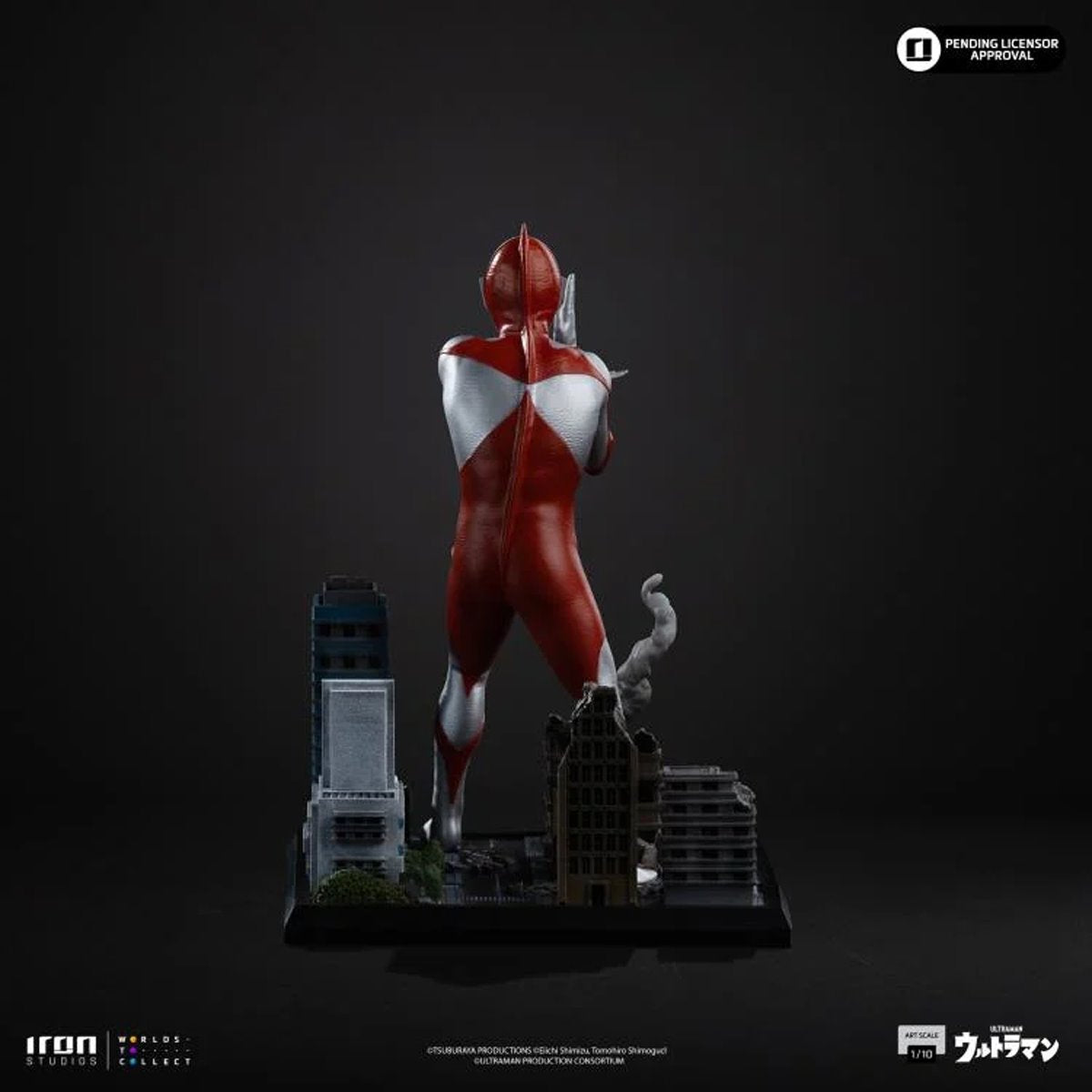 Ultraman 1:10 Art Scale Limited Edition Statue