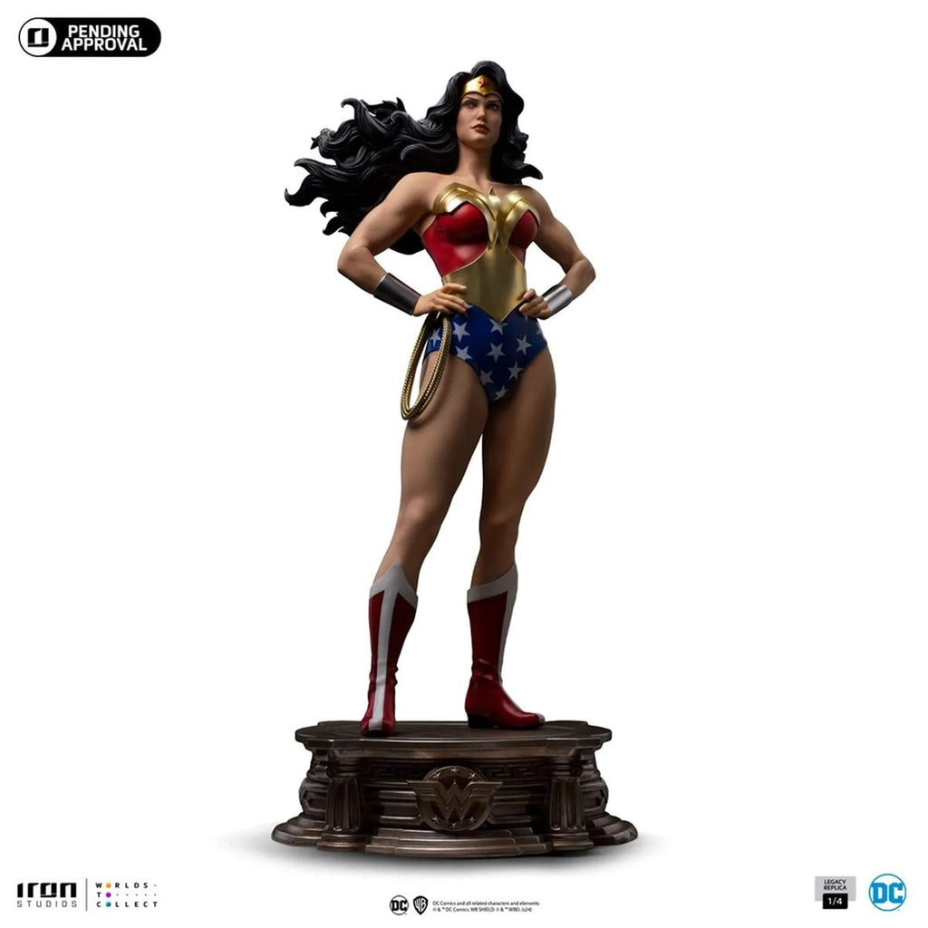 Wonder Woman DC Comics Trinity Legacy Replica 1:4 Scale Limited Edition Statue
