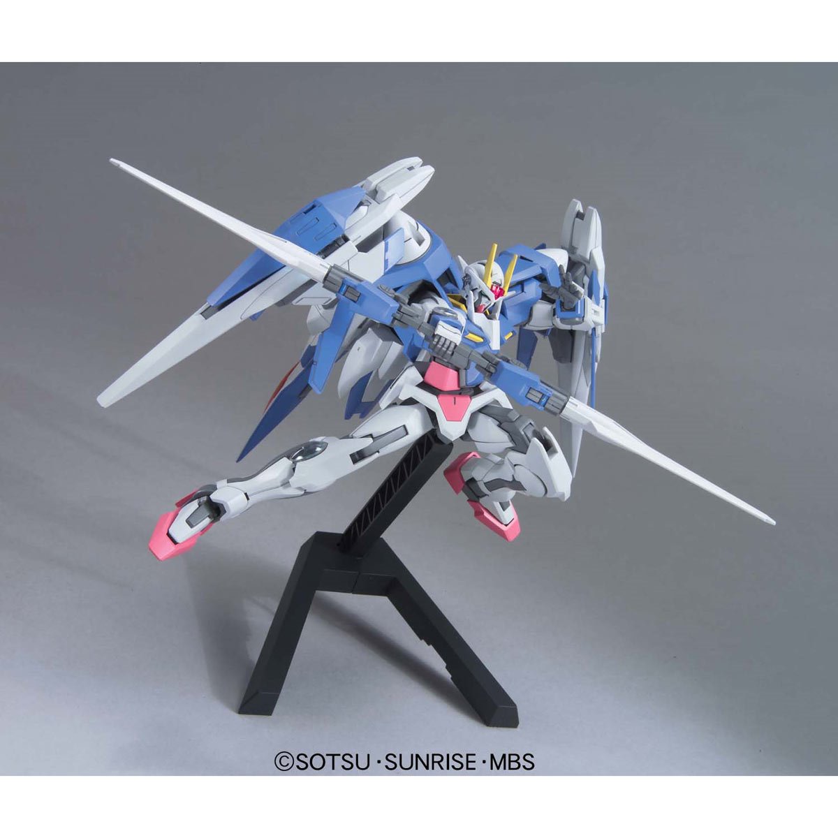 Mobile Suit Gundam 00 00 Raiser Designer's Color Ver. High Grade 1:144 Scale Model Kit