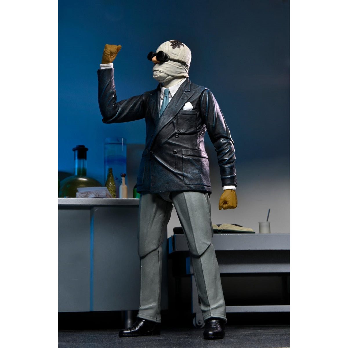 Universal Monsters Ultimate Invisible Man 7-Inch Scale Action Figure