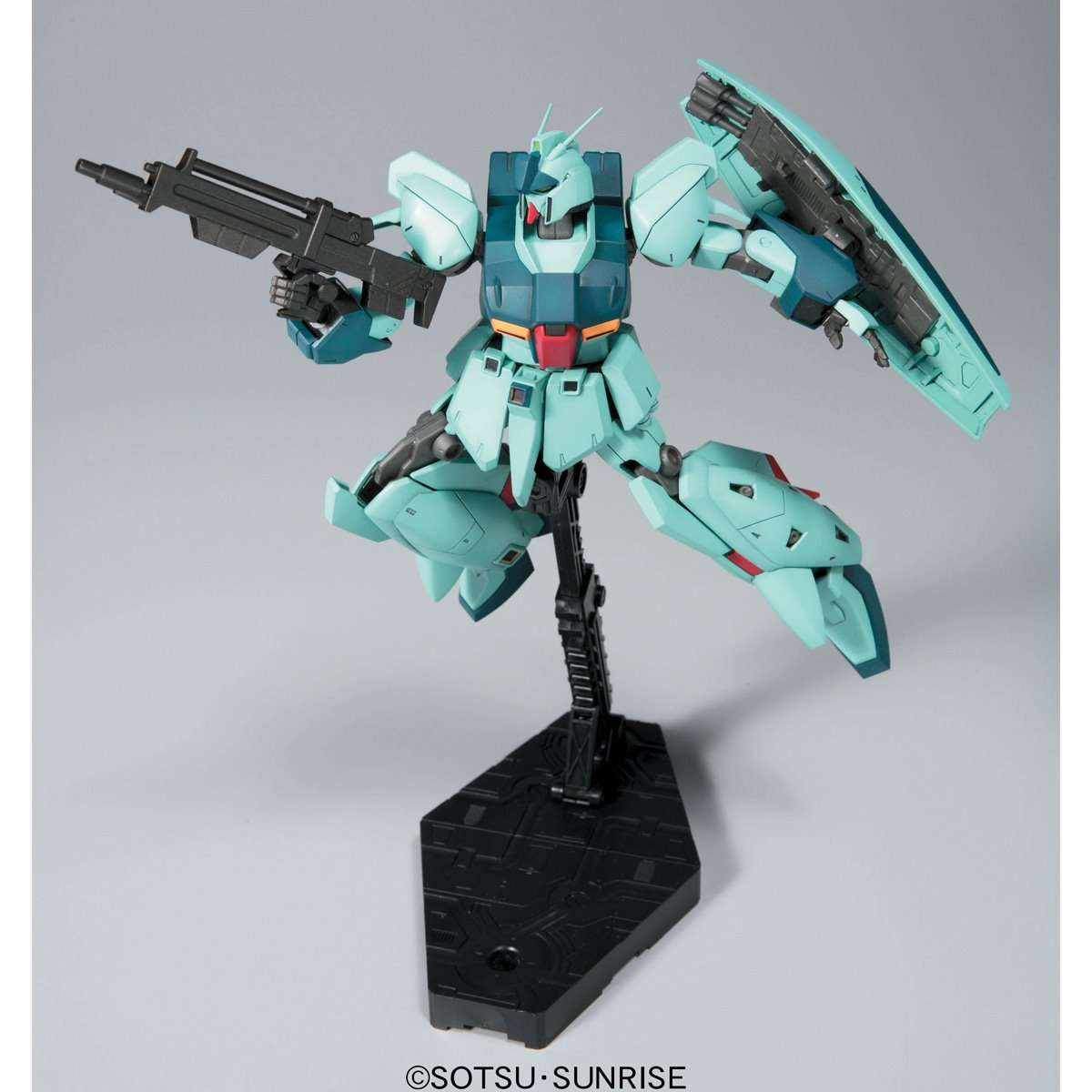 Mobile Suit Gundam: Char's Counterattack Re-GZ High Grade 1:144 Scale Model Kit