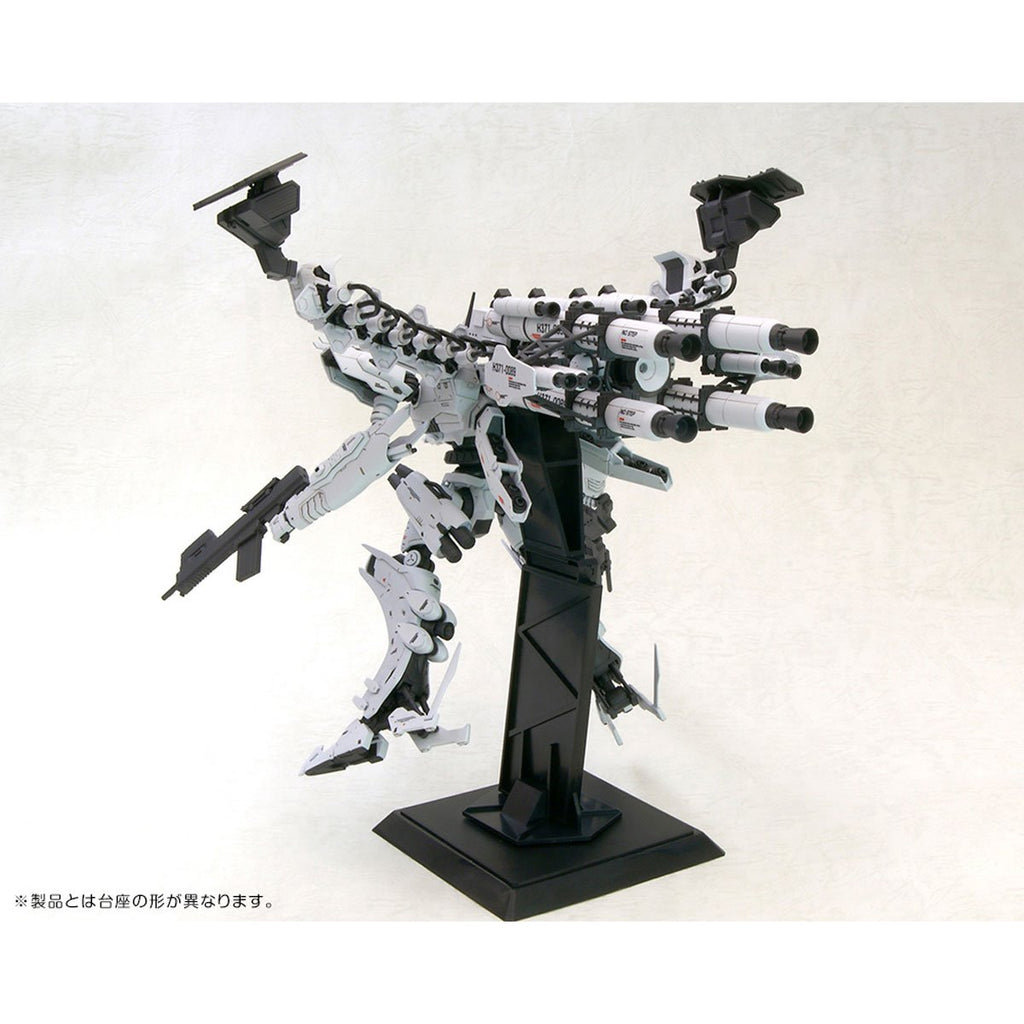 Armored Core Lineark White Glint & V.O.B. Variable Infinity 1:72 Scale Model Kit Set - ReRun
