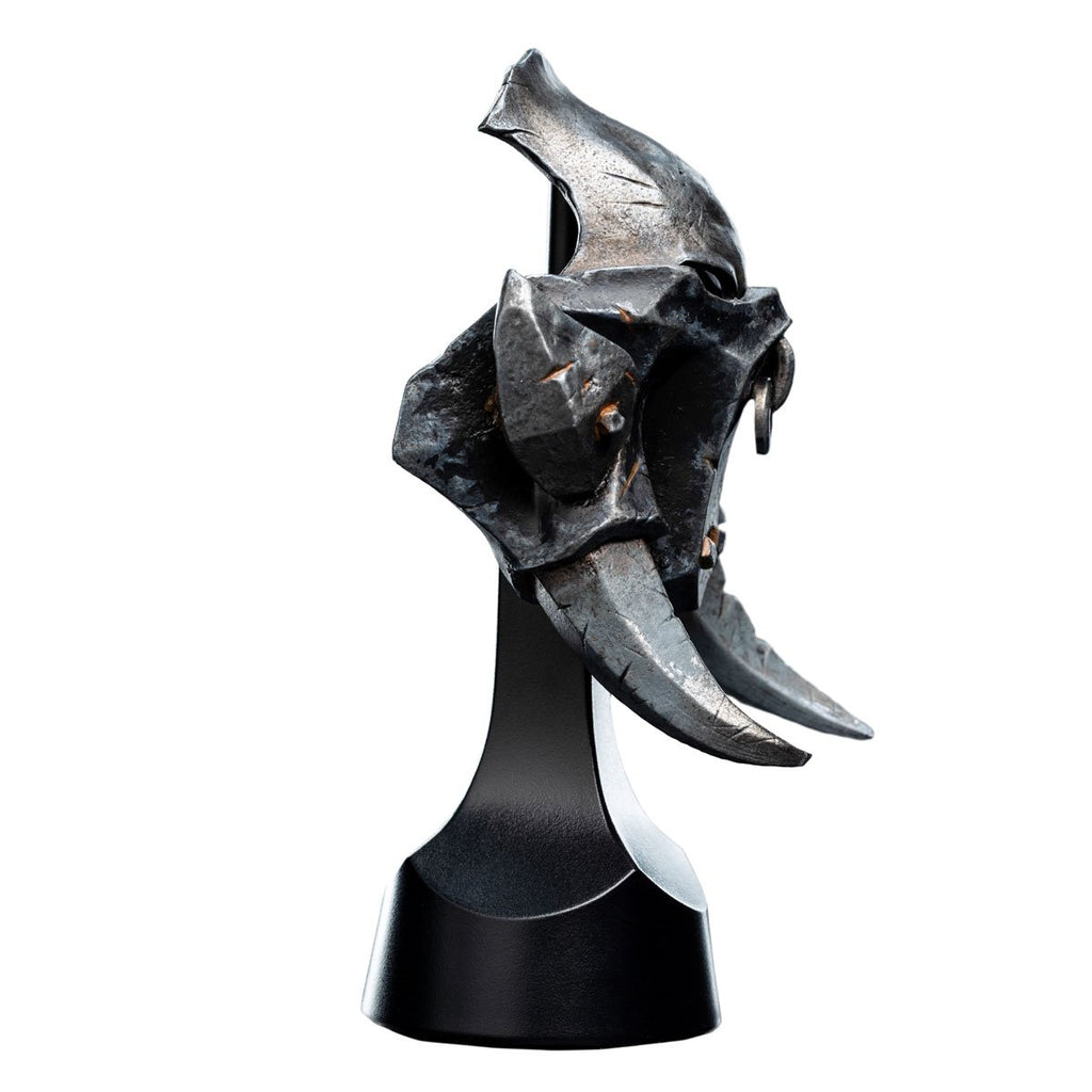 Warhammer: Age of Sigmar Orruk Ardboy Miniature Helmet Statue
