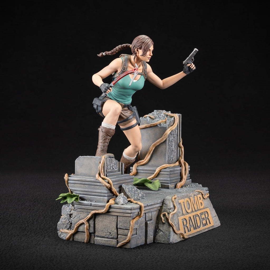 Tomb Raider Lara Croft PVC Statue
