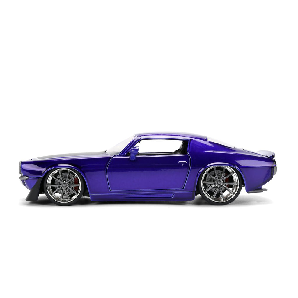 Bigtime Muscle 1971 Chevrolet Camaro Candy Purple 1:24 Scale Die-Cast Metal Vehicle