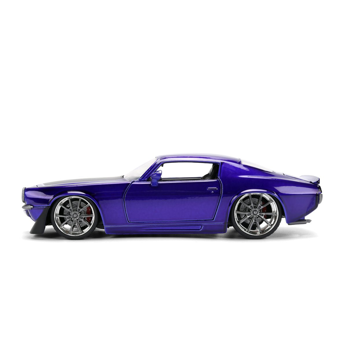 Bigtime Muscle 1971 Chevrolet Camaro Candy Purple 1:24 Scale Die-Cast Metal Vehicle