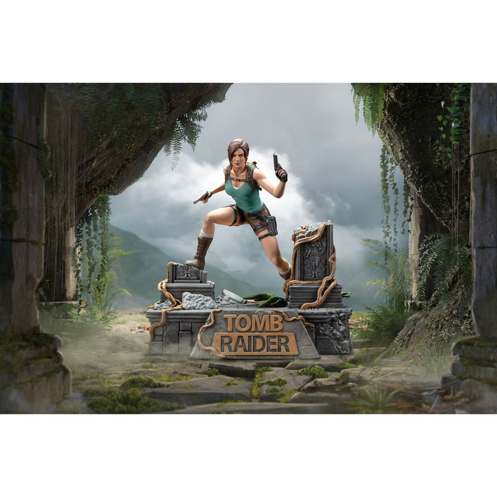 Tomb Raider Lara Croft PVC Statue