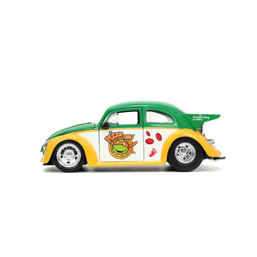 Teenage Mutant Ninja Turtles Volkswagen Beetle 1:24 Scale Die-Cast Metal Vehicle with Michelangelo Figure