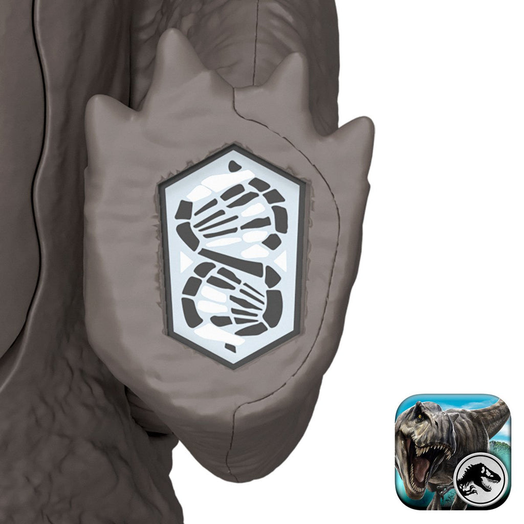 Jurassic World Wild Roar Nasutoceratops Action Figure