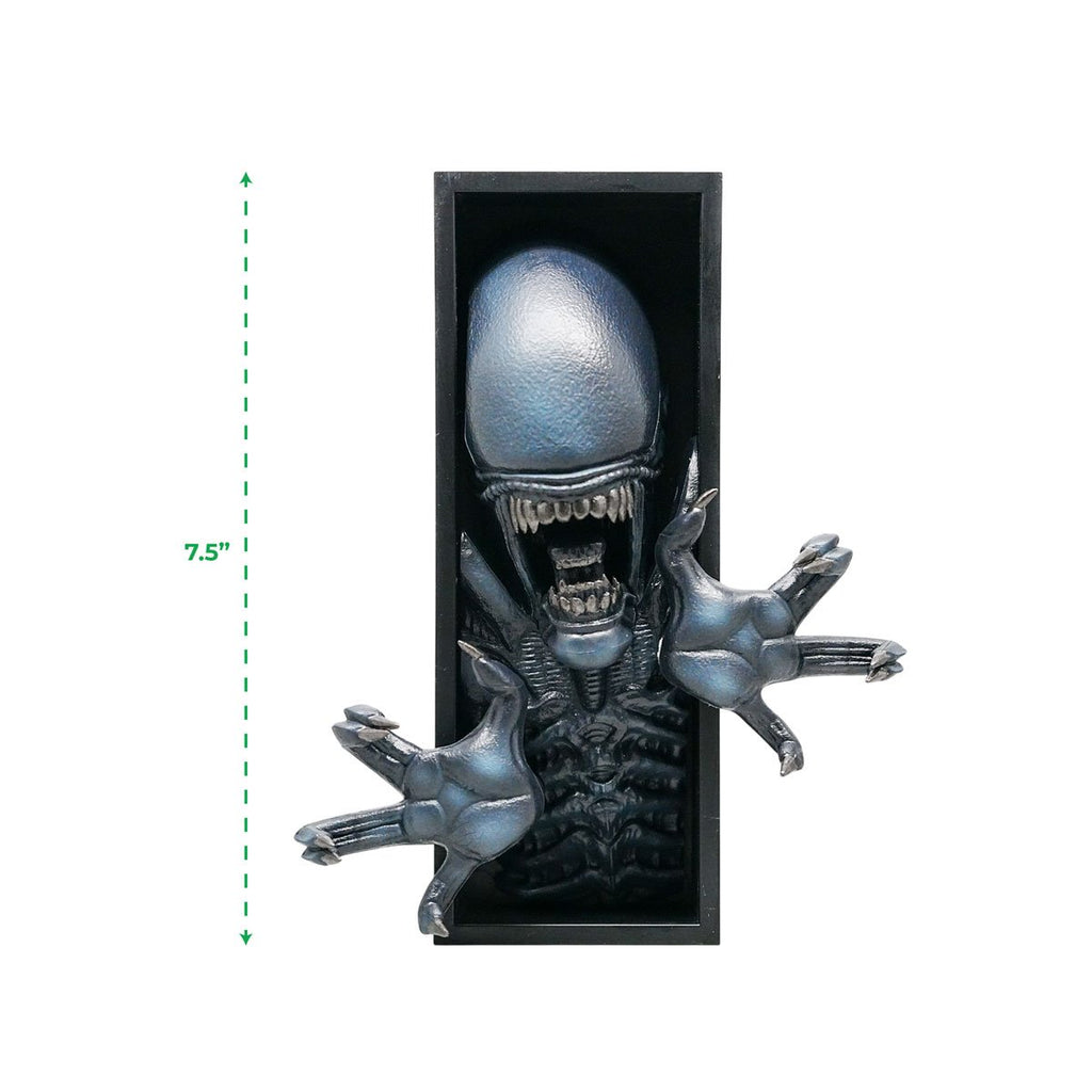 Alien Xenomorph Nook Statue