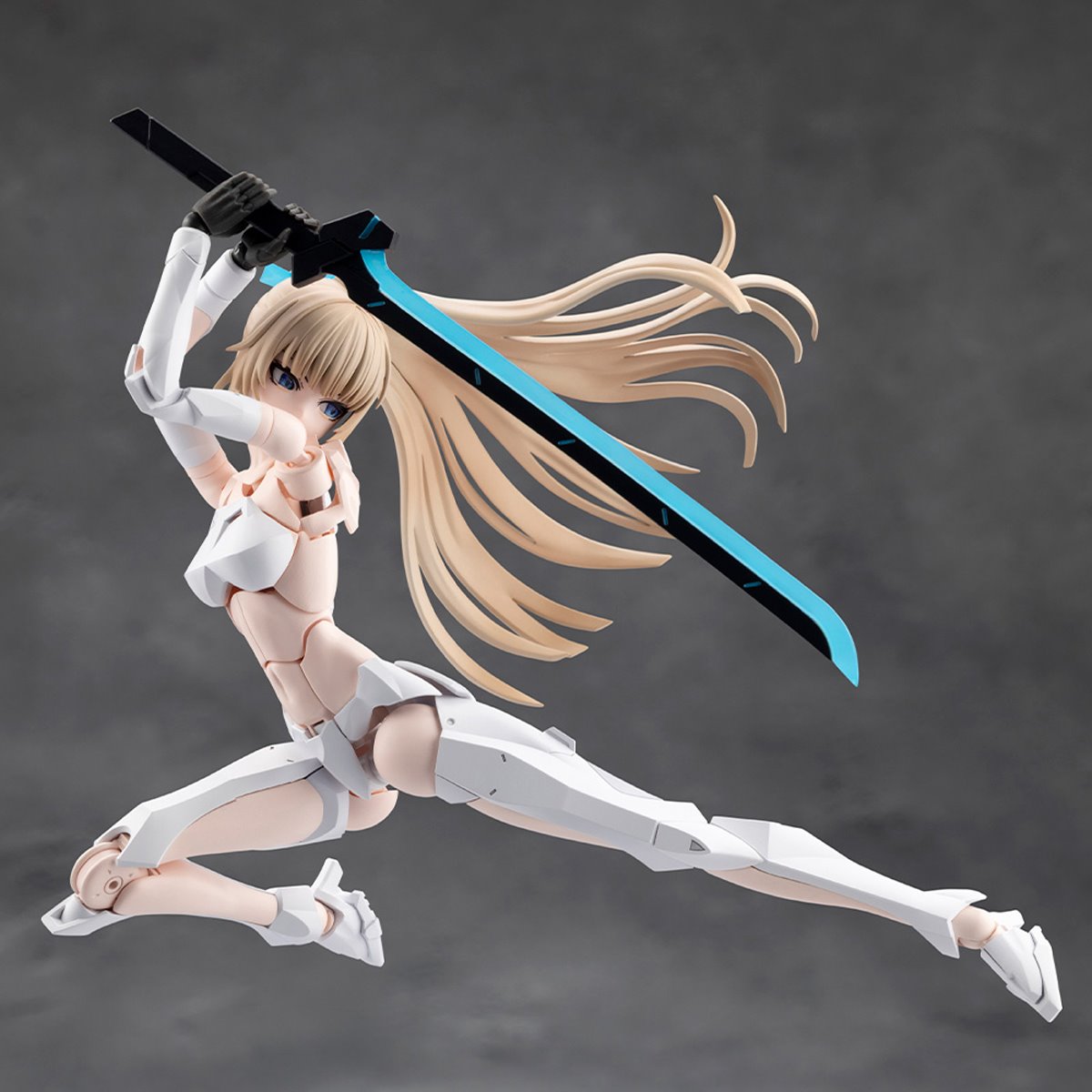 Megalomaria Unlimited Universe Emulator Model Kit