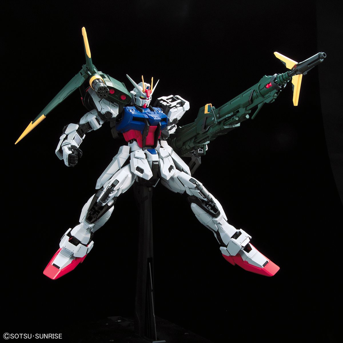Mobile Suit Gundam Seed Perfect Strike Gundam Perfect Grade 1:60 Scale Model Kit