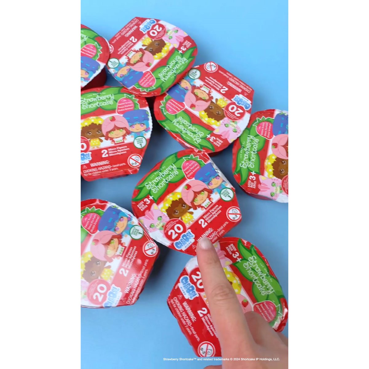 Strawberry Shortcake 1 1/2-Inch Cheebee Mini-Figures Display Case of 12