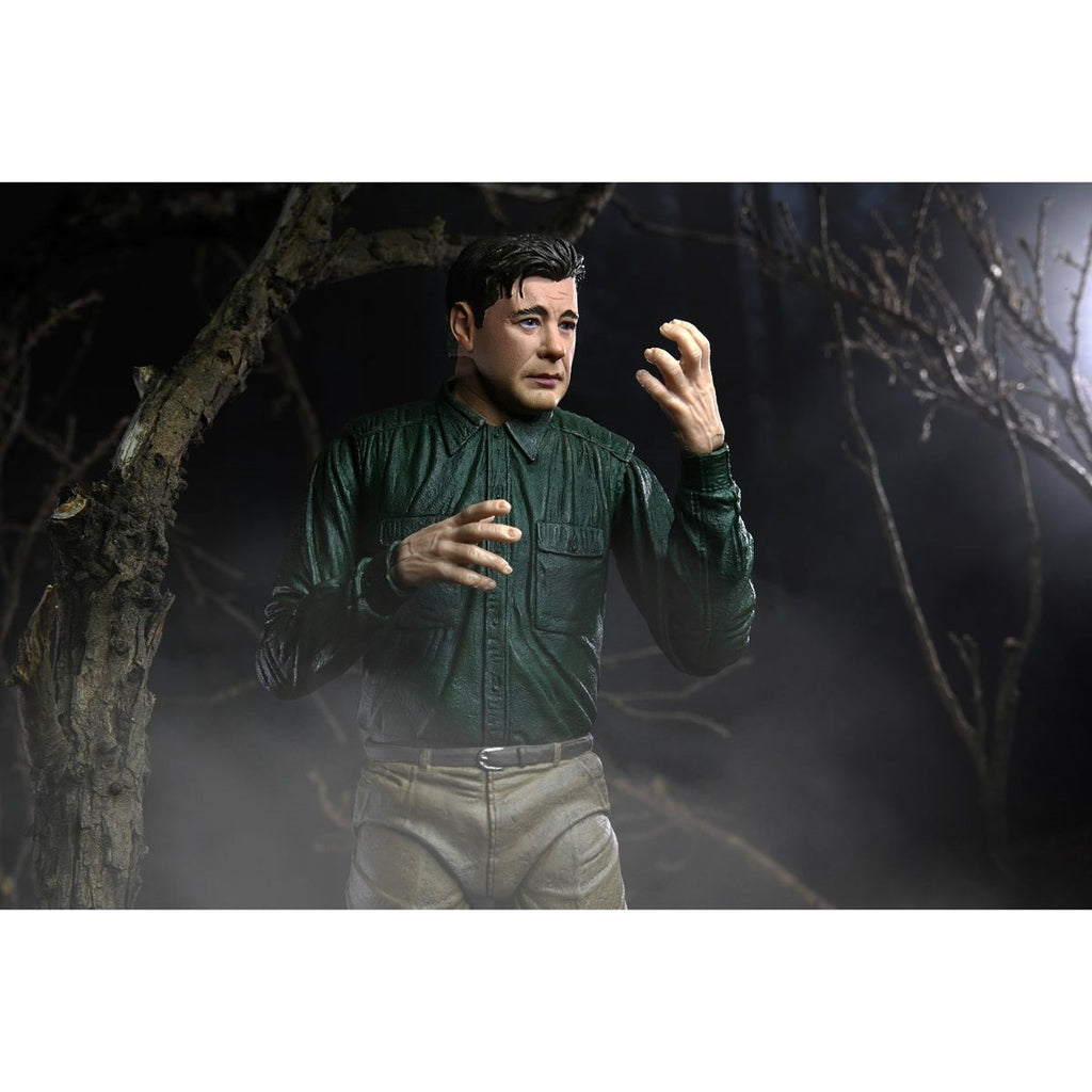 Universal Monsters Ultimate The Wolf Man 7-Inch Scale Action Figure