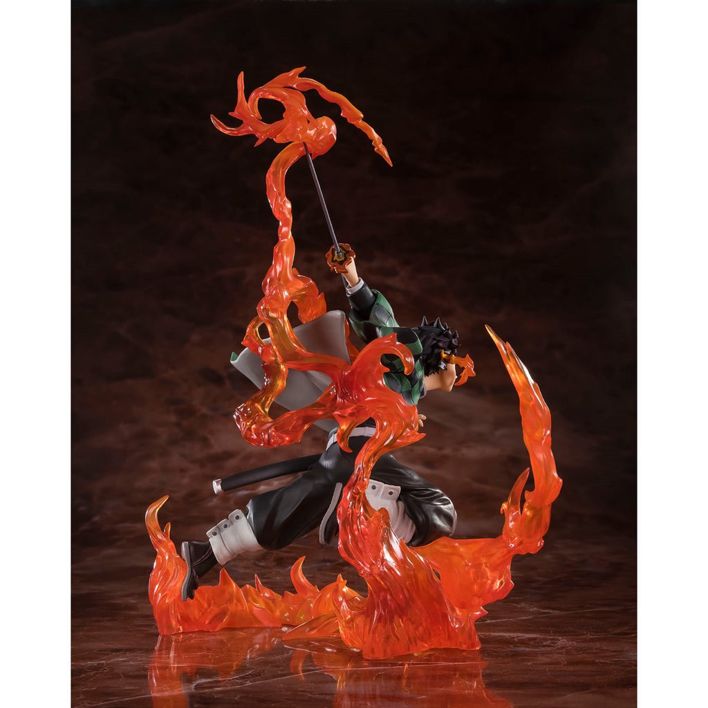 Demon Slayer: Kimetsu No Yaiba Tanjiro Kamado Kyojuro Rengoku's Sword Guard Version FiguartsZERO Statue