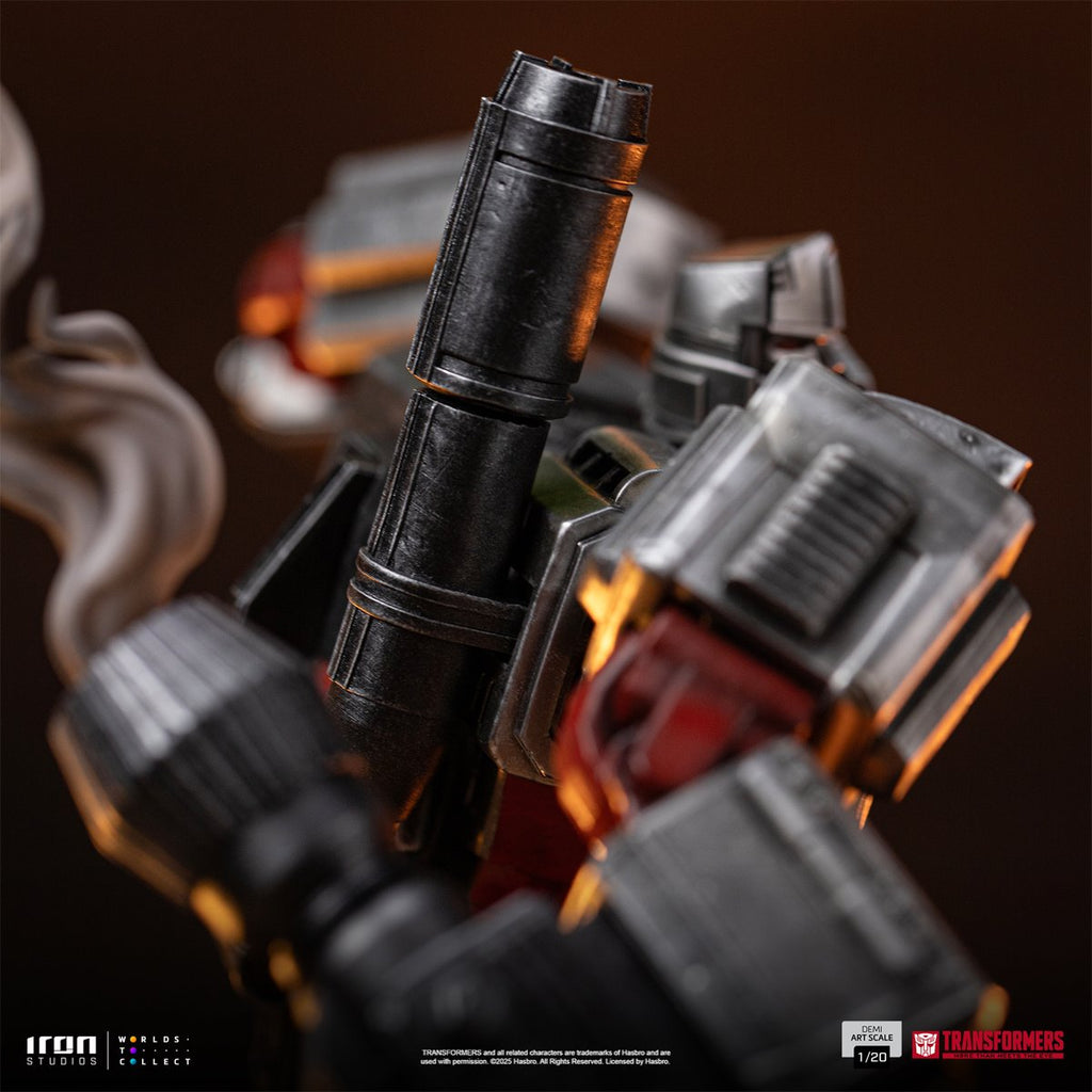 Transformers Megatron 1:20 Demi Art Scale Limited Edition Statue