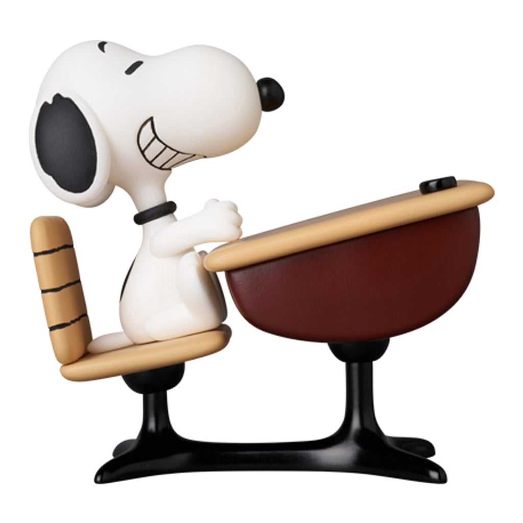 Peanuts Snoopy with Desk Series 18 Ultra Detail Mini-Figure