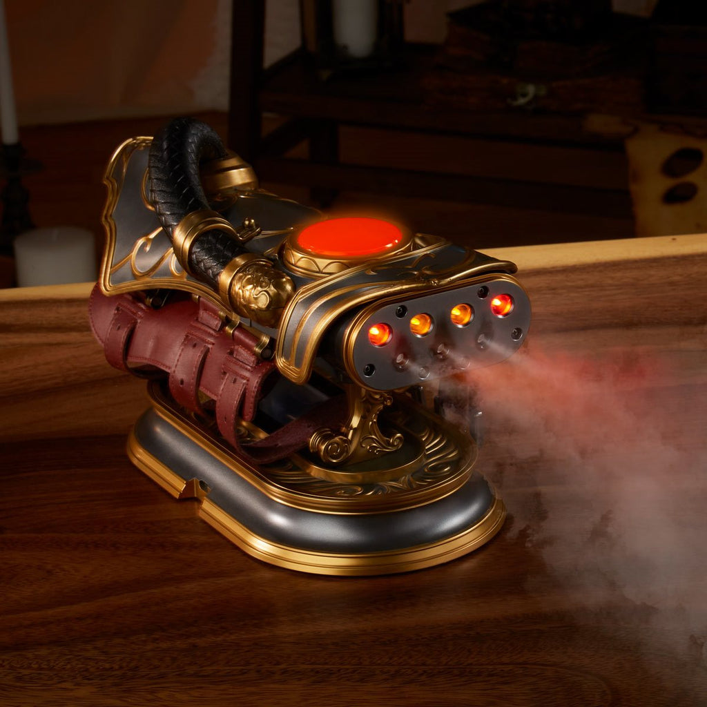 Magic: The Gathering Chandra Pyromancer's Gauntlet Prop Replica