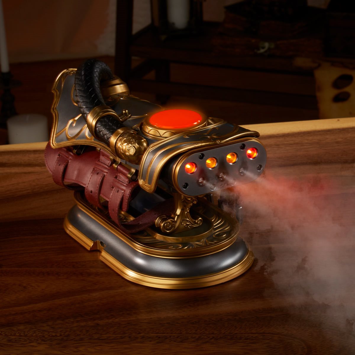 Magic: The Gathering Chandra Pyromancer's Gauntlet Prop Replica