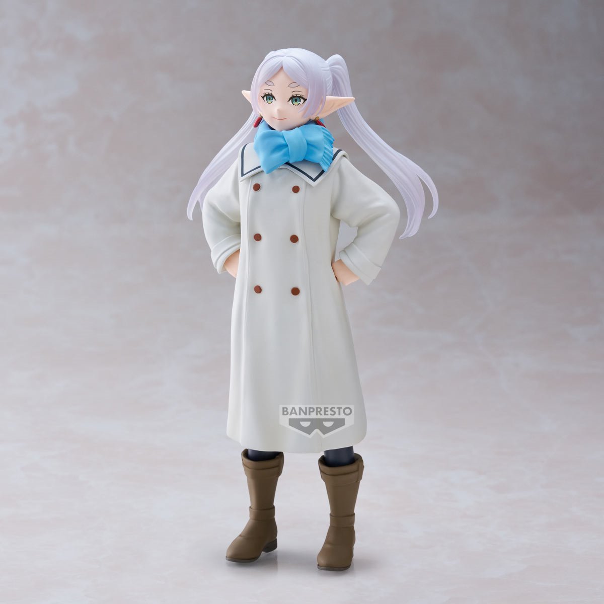 Frieren: Beyond Journey's End Frieren Winter Coat Statue