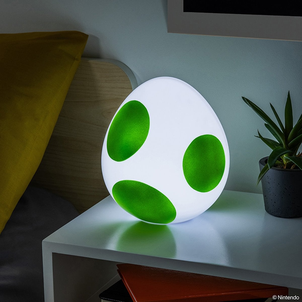 Super Mario Bros. Yoshi Egg Light