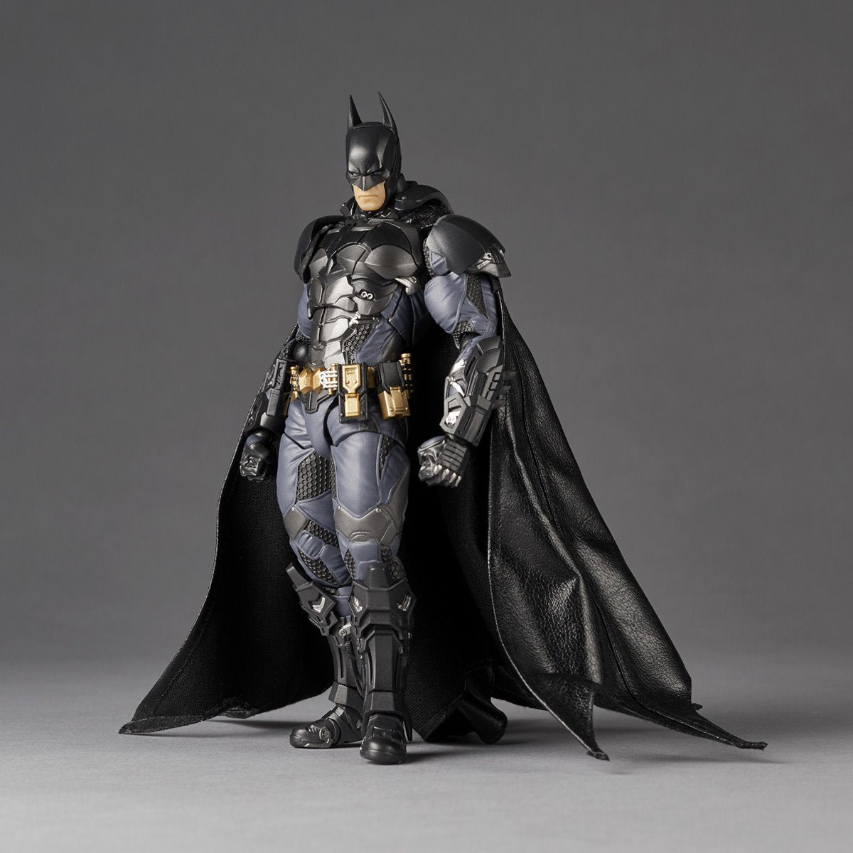 Batman: Arkham Knight Batman Revoltech Amazing Yamaguchi Action Figure