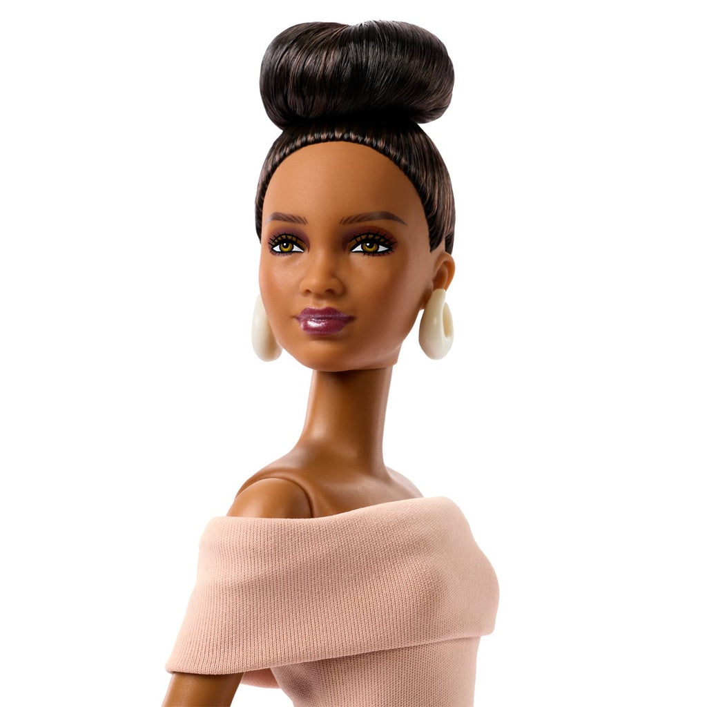 Barbie Basics 08 Doll