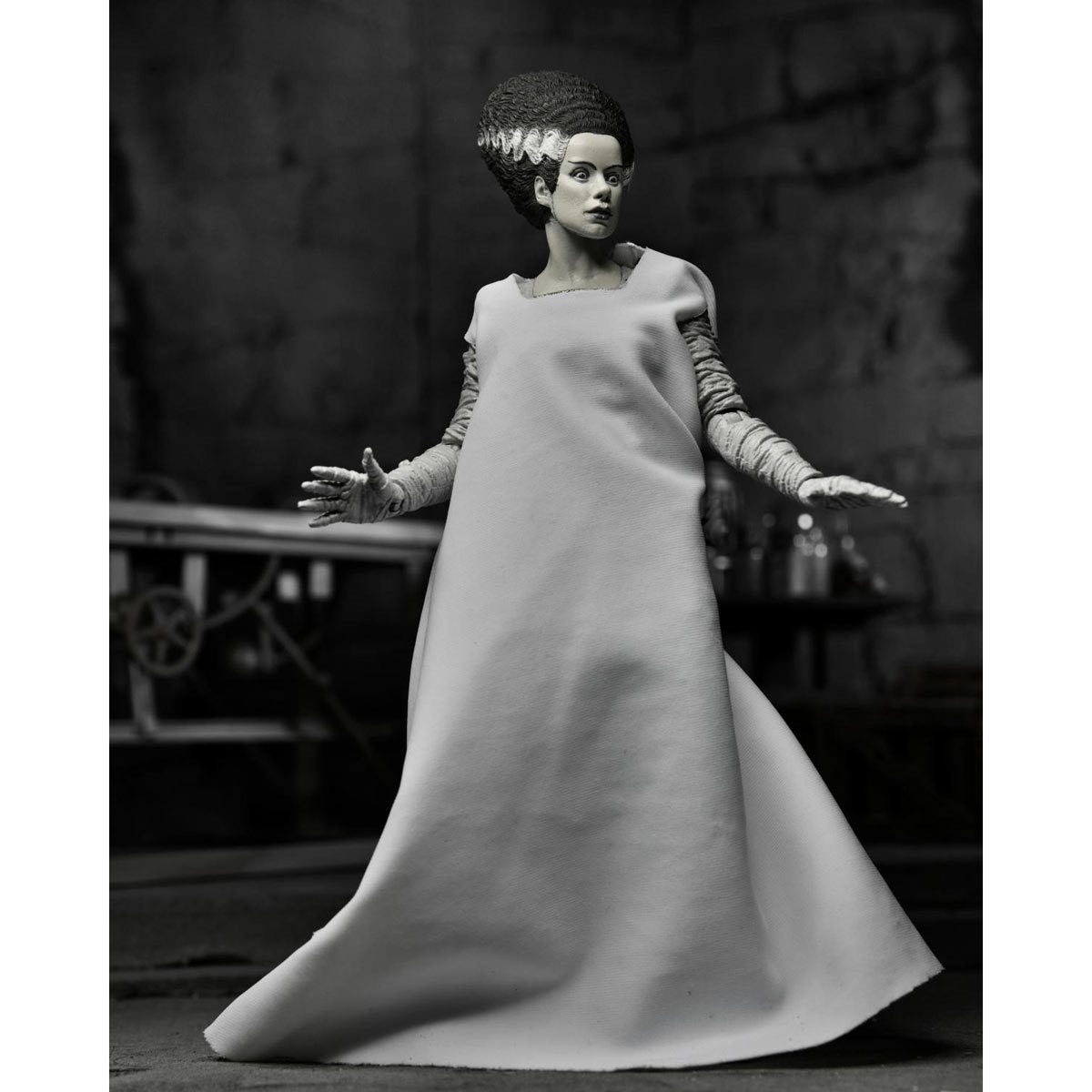 Universal Monsters Ultimate Bride of Frankenstein Black and White Version 7-Inch Scale Action Figure