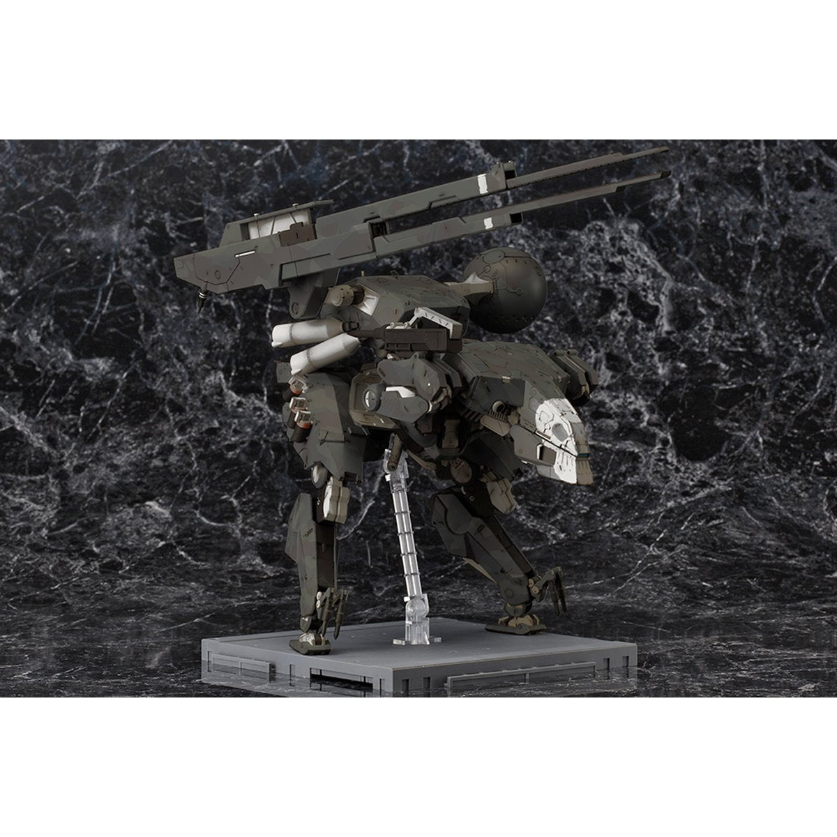 Metal Gear Solid V: The Phantom Pain Metal Gear Sahelanthropus Black Version 1:100 Scale Model Kit - ReRun