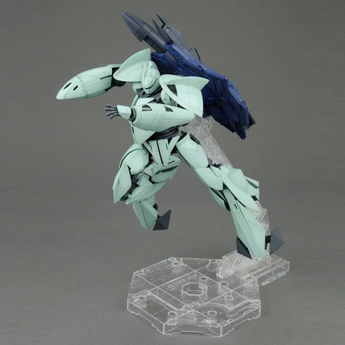 Turn A Gundam Turn X Gundam Master Grade 1:100 Scale Model Kit