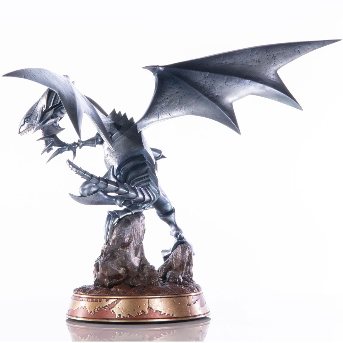 Yu-Gi-Oh! Blue-Eyes White Dragon 14-Inch Silver Statue