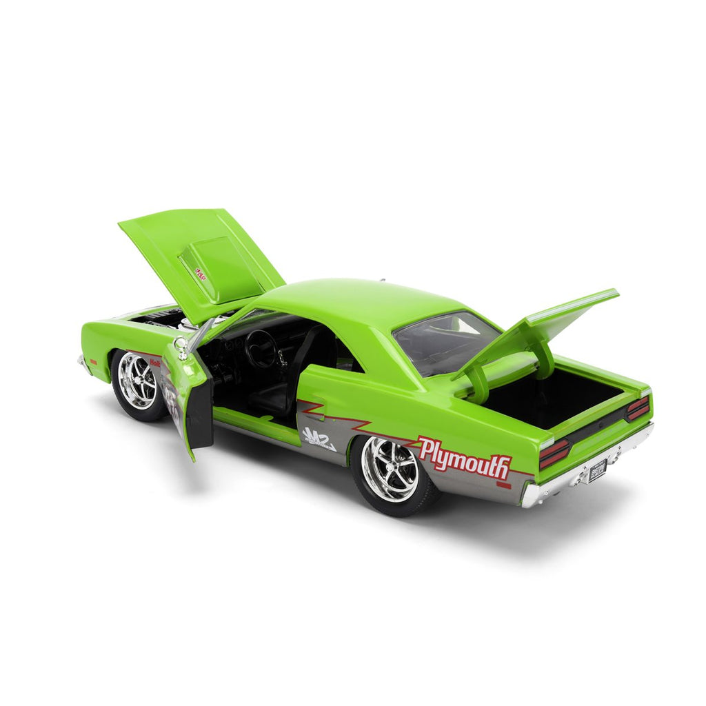 Bigtime Muscle 1970 Plymouth Road Runner Glossy Green 1:24 Scale Die-Cast Metal Vehicle