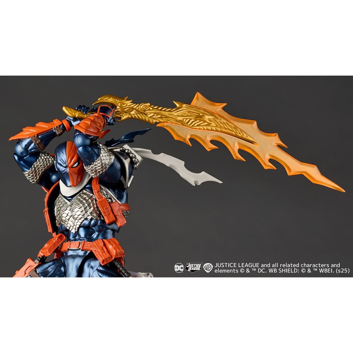 DC Comics Deathstroke Version 1.5 Revoltech Amazing Yamaguchi Action Figure